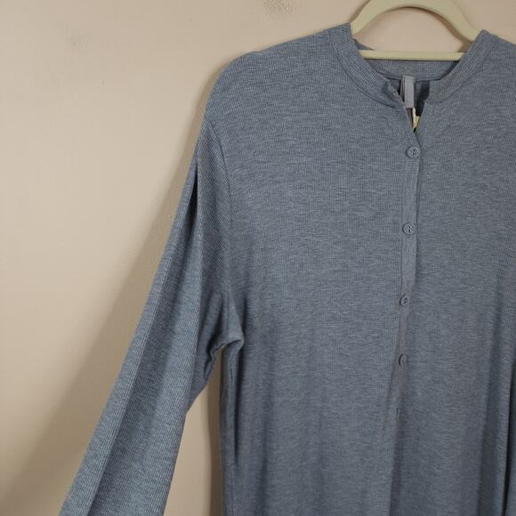 SKIMS LOUNGE LONG SLEEVE HENLEY ROMPER IN HEATHER GREY SIZE 4X - Picture 5 of 9